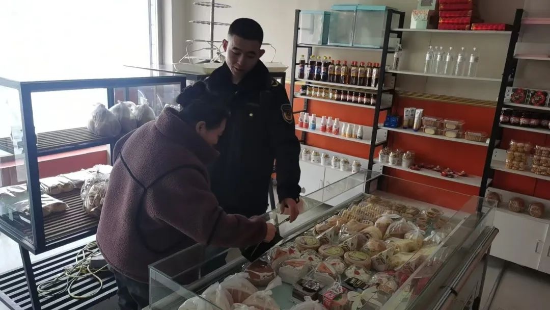 正镶白旗市场监督管理局如何让年味更添一份安心？揭秘节前食品安全专项检查行动  第5张