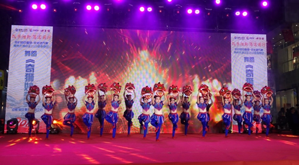 柳州市五星商业步行街迎春晚会震撼启幕！你准备好迎接这场文化盛宴了吗？