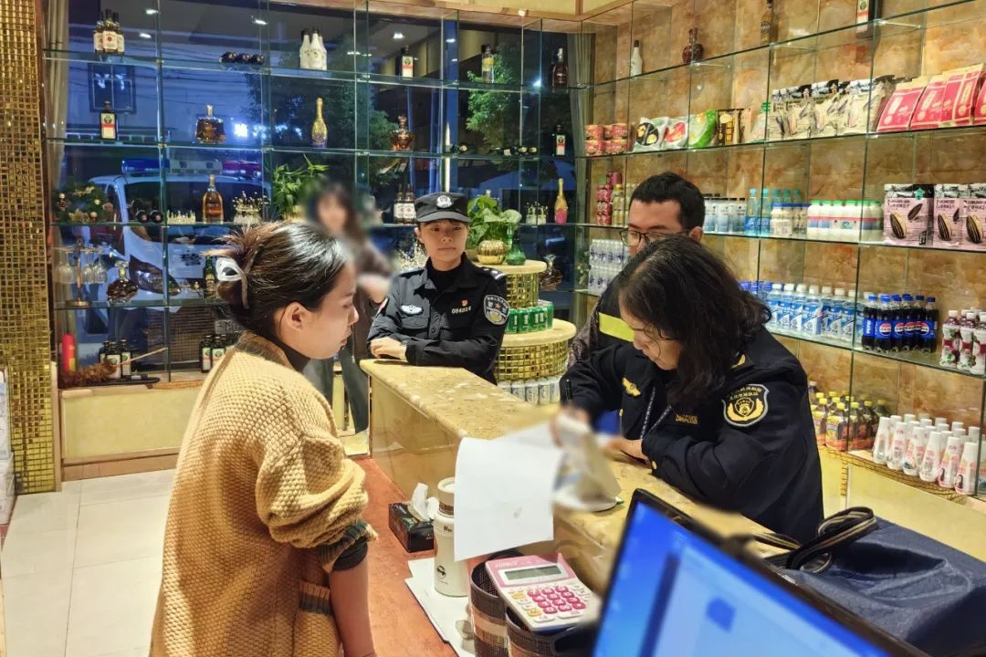 卡斯派出所如何织牢岁末年初安全防护网？60余业主共商共建  第2张