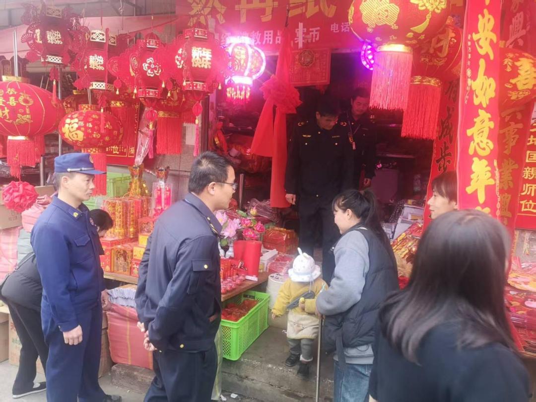 2025年春节安全大检查！华宁县如何确保烟花爆竹安全燃放？  第2张