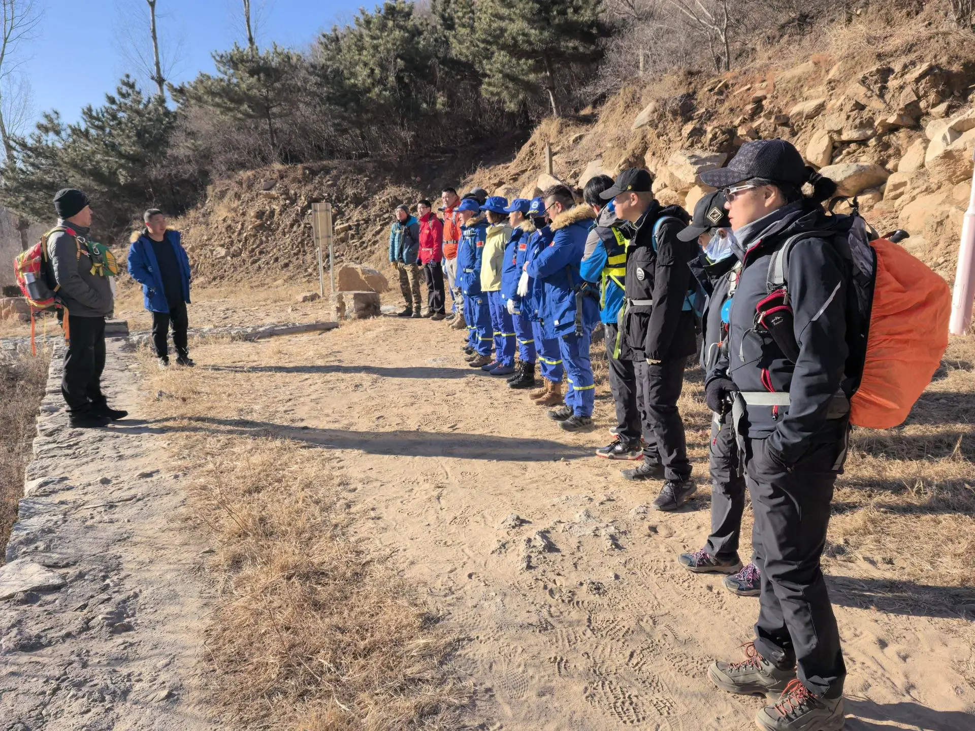 40岁男子独自登山失联，五天搜救后为何仍遗憾遇难？  第3张