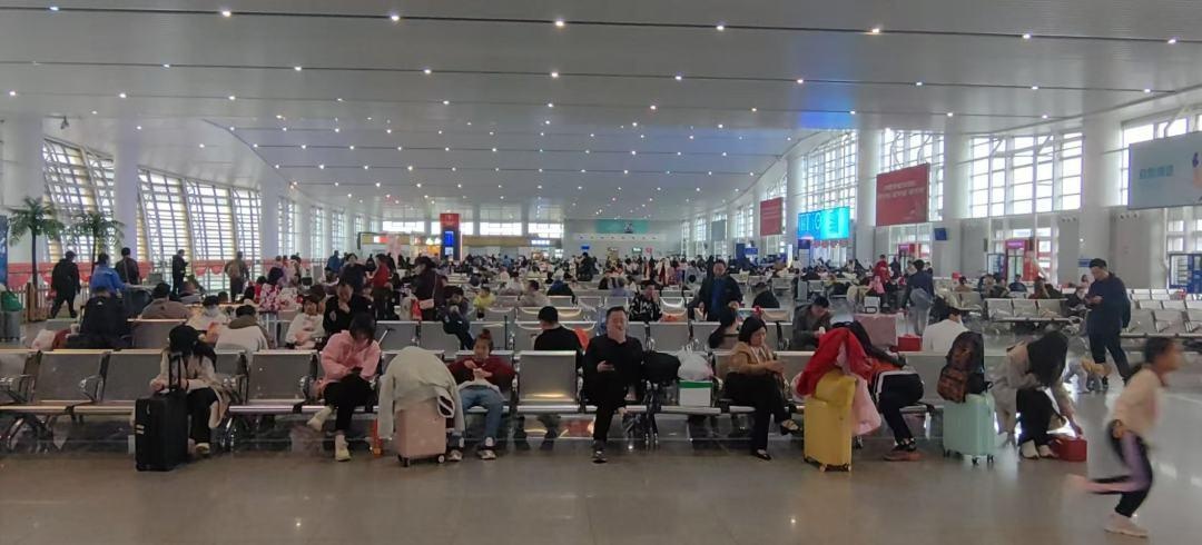 2025清明小长假,湛江西站高铁加开列车!你的出行计划安排好了吗? 第2张 2025清明小长假,湛江西站高铁加开列车!你的出行计划安排好了吗? 第2张