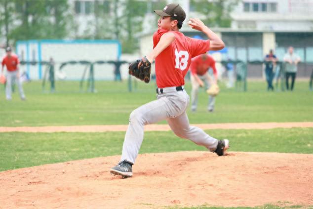 中国棒球未来可期！2024-2025 MLB CUP青少年棒球赛为何如此精彩？  第1张
