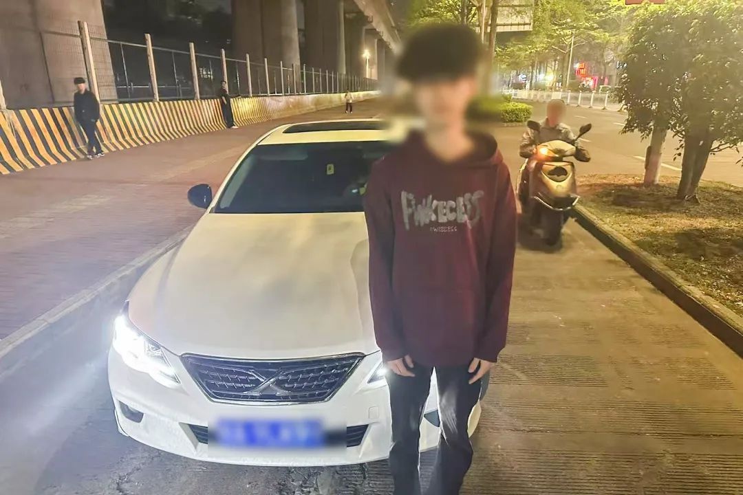 17岁少年无证驾驶被查！家长和社会该如何守护青少年的安全？  第2张