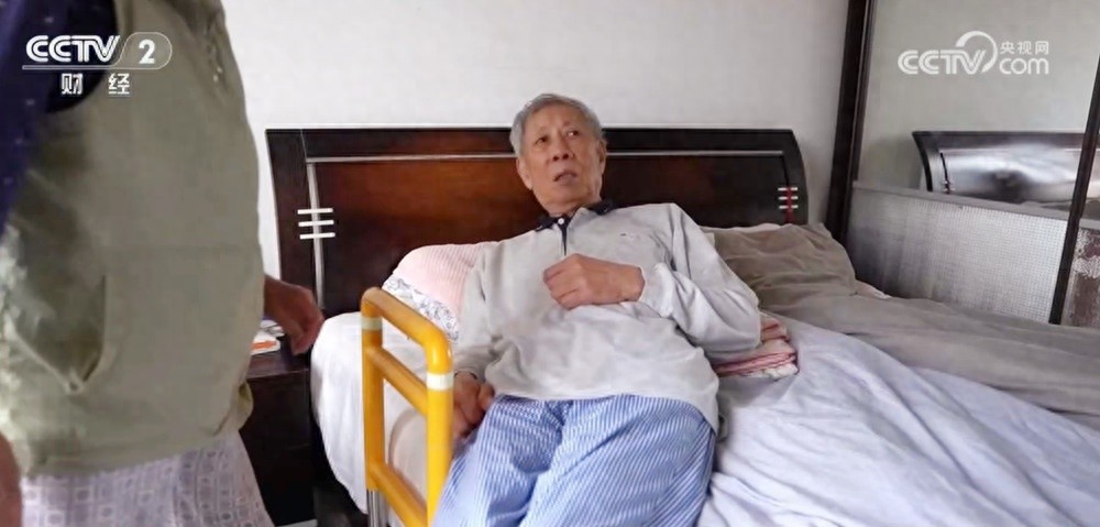 银发经济崛起！87岁老人如何靠适老化设备重获独立生活？