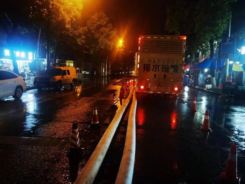 长沙暴雨来袭！城管系统如何24小时守护城市安全？  第3张