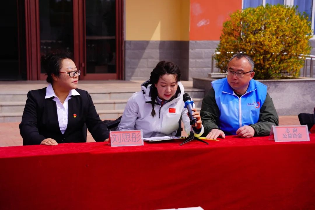书香润心灵，关爱伴成长！这场捐赠活动为何让所有人热泪盈眶？  第5张