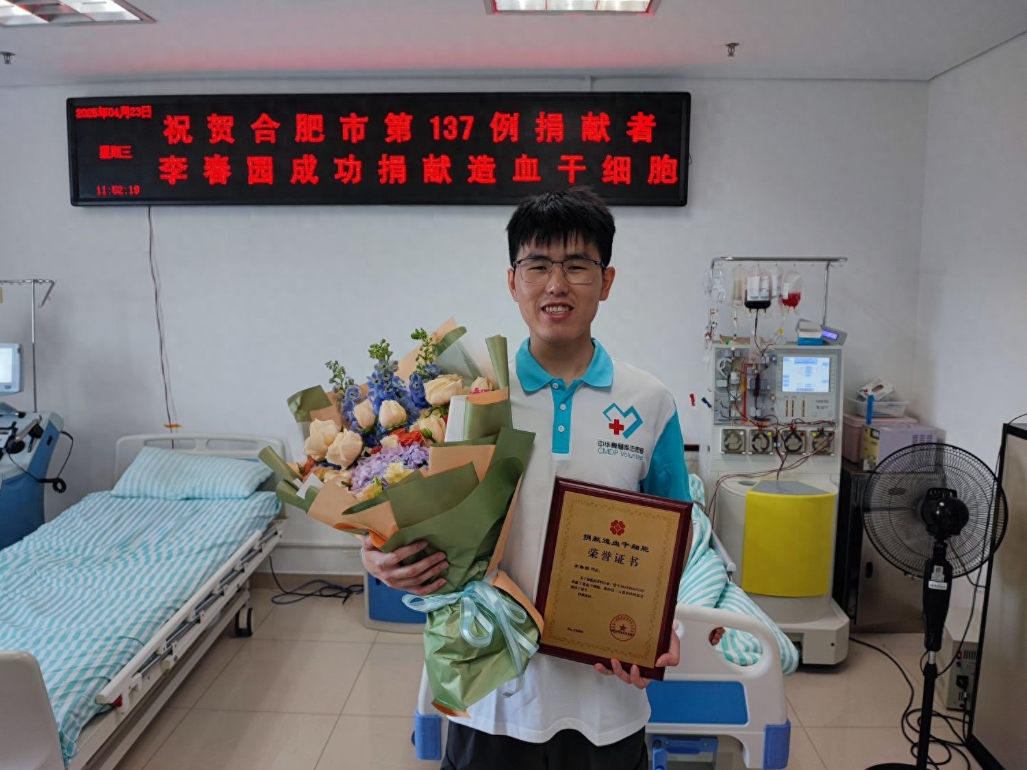 1米85研二男生竟成生命曙光？他的选择让无数人感动