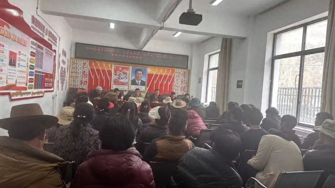 2025年中小学取消虫草假！巴达乡如何确保学生安全与教学秩序？