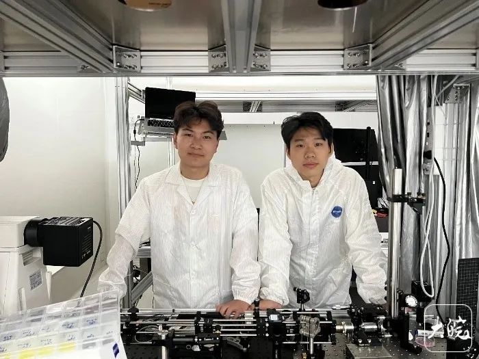 安大两硕士校外暖心救助老人！危急时刻他们的举动有多令人动容？  第2张