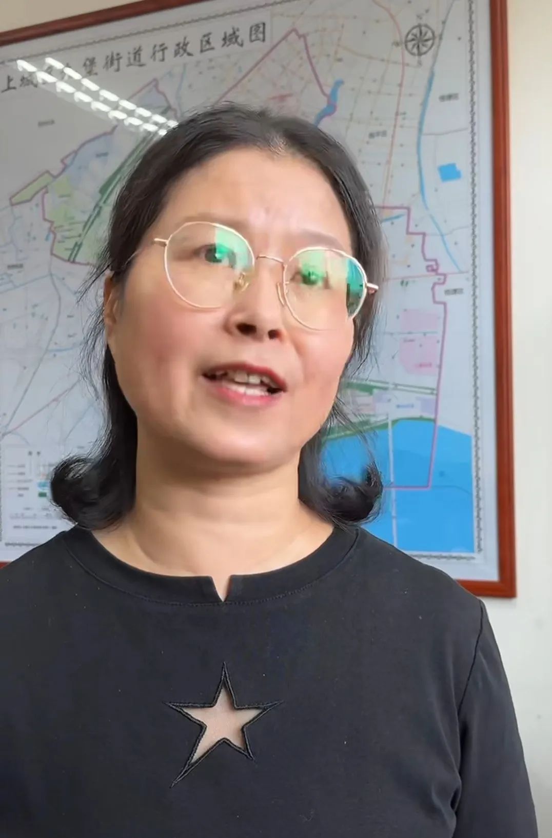 19年公益延续！新杭州孩子在杂粮煎饼摊后厨做作业，心酸谁懂？  第9张