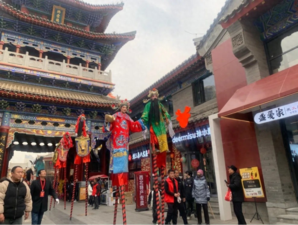 兰州春节年味浓，你准备好迎接蛇年的欢乐了吗？