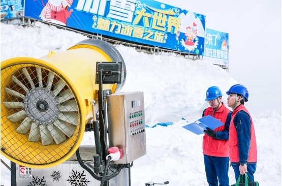 冰雪经济崛起，电力保障如何成为关键？揭秘国网甘肃电力的幕后英雄  第2张