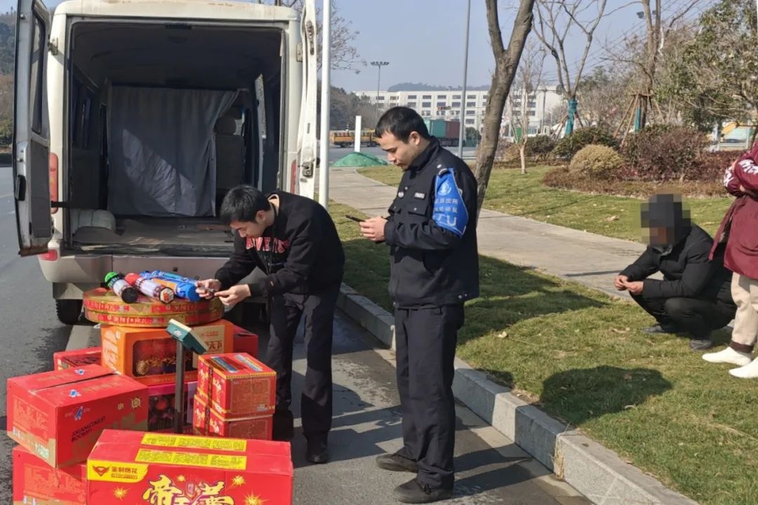 春节将至，安吉公安严打烟花爆竹违法行为！你家的烟花安全吗？