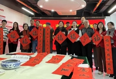 杆石桥街道的环保春联活动，为何让居民纷纷拿起毛笔？