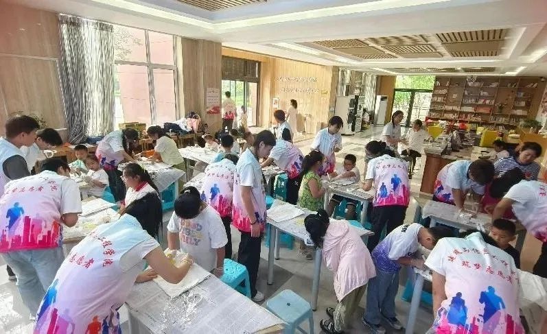 百万大学生进社区，青春与治理的完美邂逅！你准备好加入这场双向奔赴的美好之约了吗？  第5张