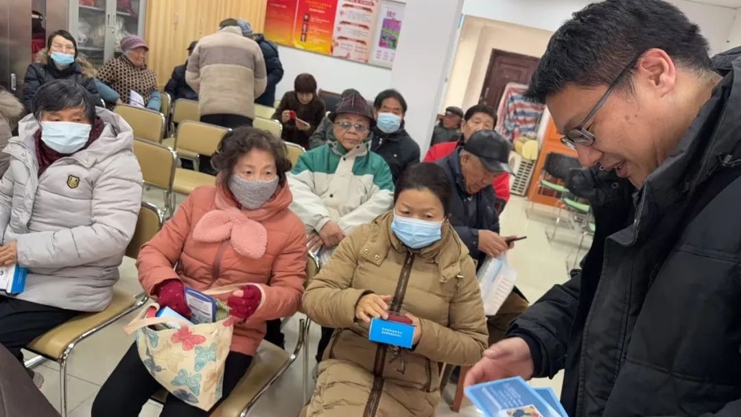汤珺：从禁毒条线到消防志愿者，她如何成为一月之星？  第5张
