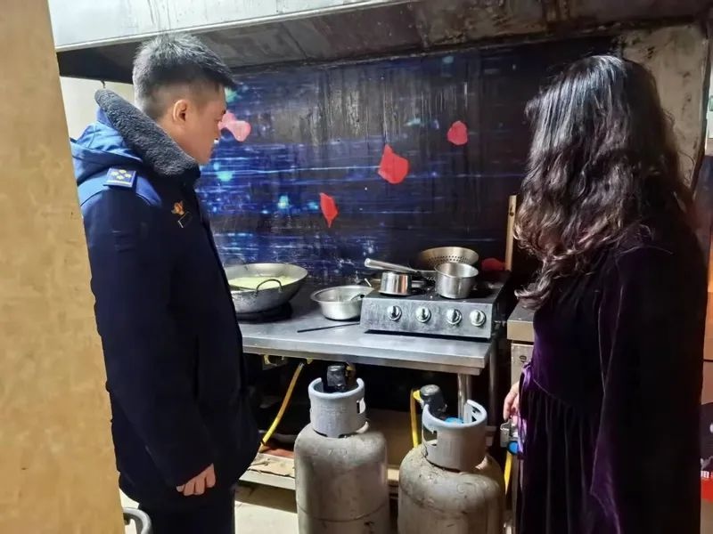 春节期间火灾防控大揭秘！舒兰大队如何确保市民平安过年？  第6张