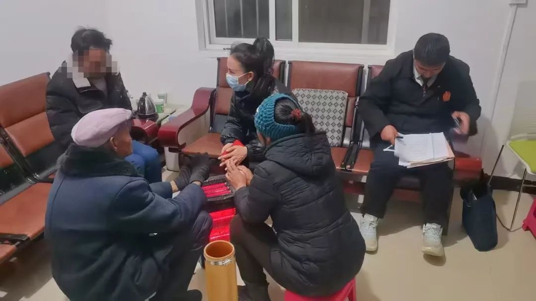 小本生意纠纷：小艾与小周的辣椒交易，谁在说谎？真相令人  第3张