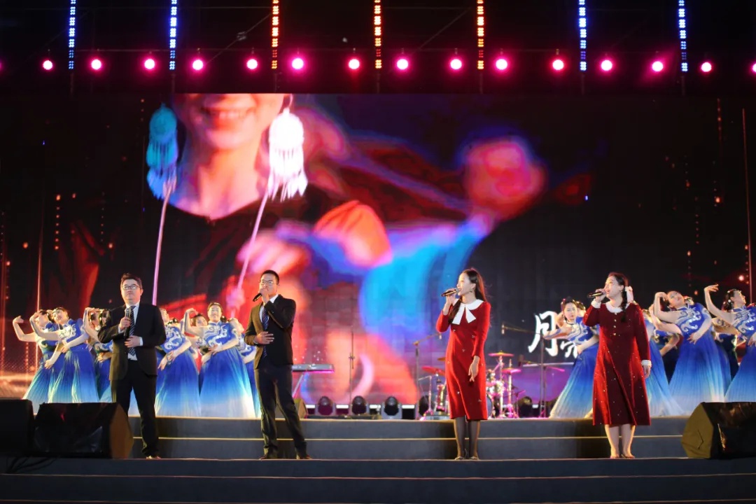西昌市教体系统职工新年音乐晚会震撼上演，1000+现场观众，3万+在线观看，你错过了吗？  第14张