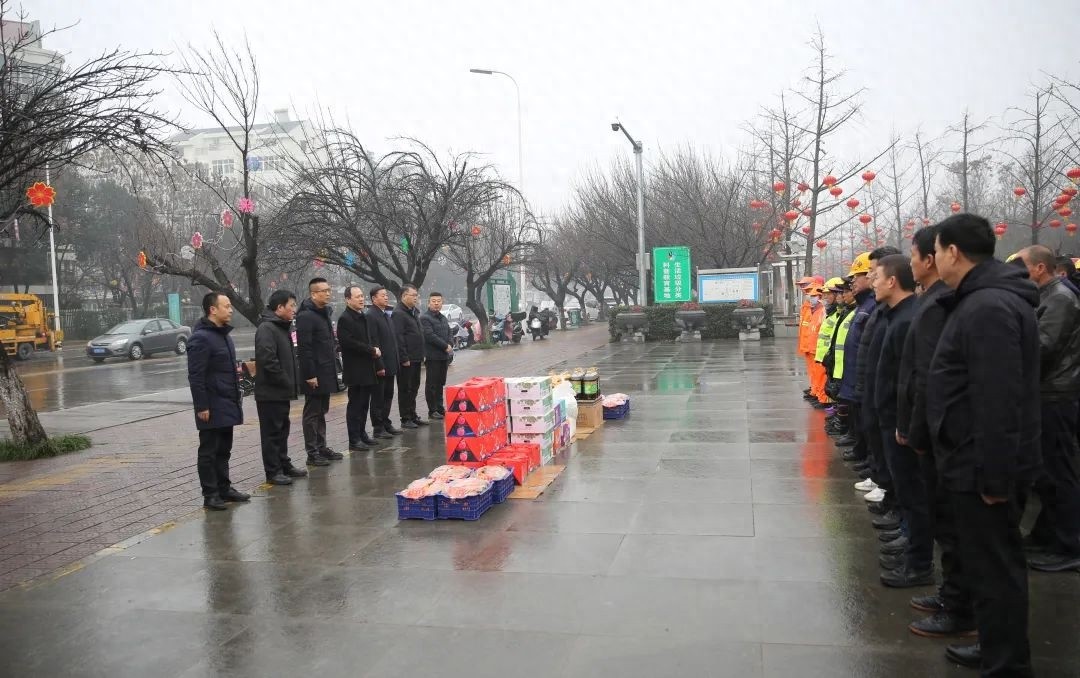 春节前夕，杨陵区区长李朝喜为何亲自走访一线？背后原因令人感动  第1张