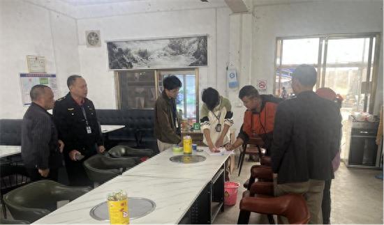 2025年春节餐饮安全大检查！洋青镇如何确保你的年夜饭安全无忧？  第1张
