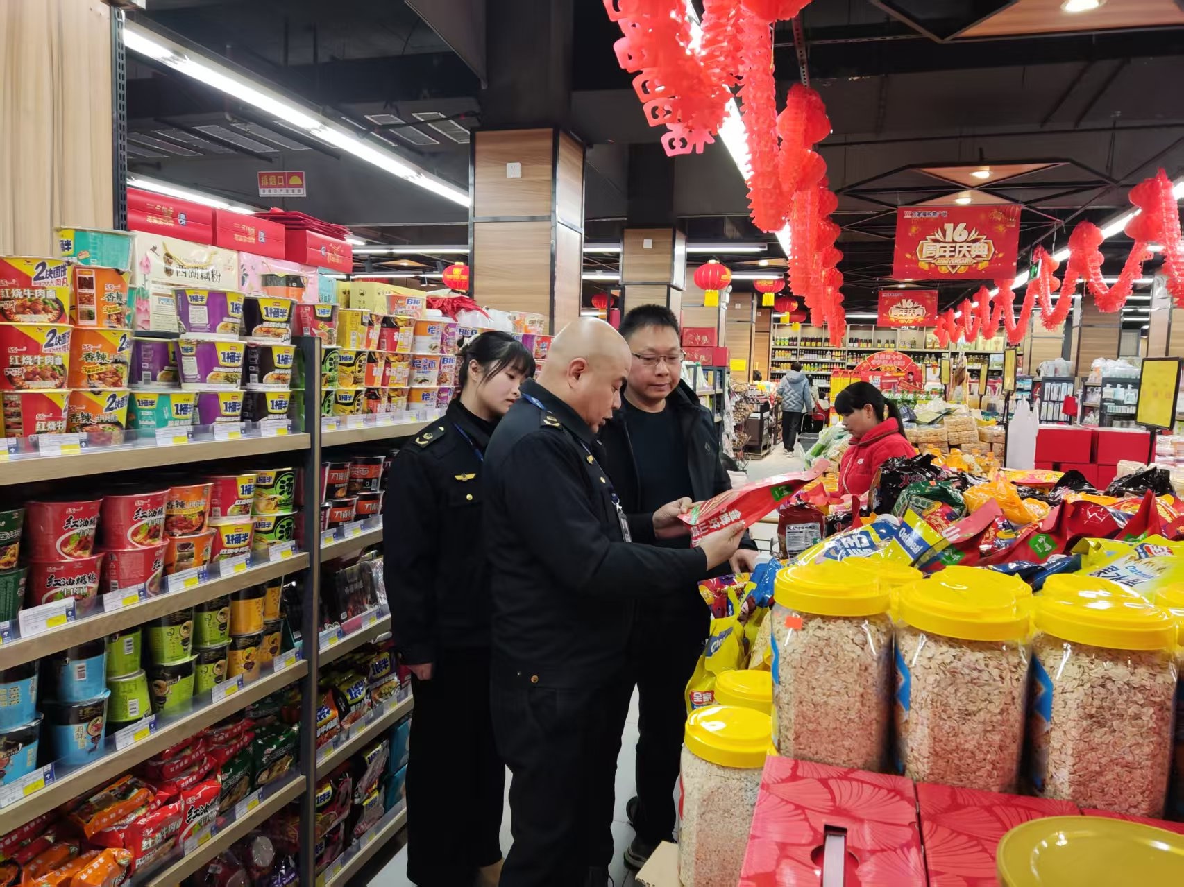 春节将至，南城县如何确保市民舌尖上的安全？18家餐饮单位被查  第2张