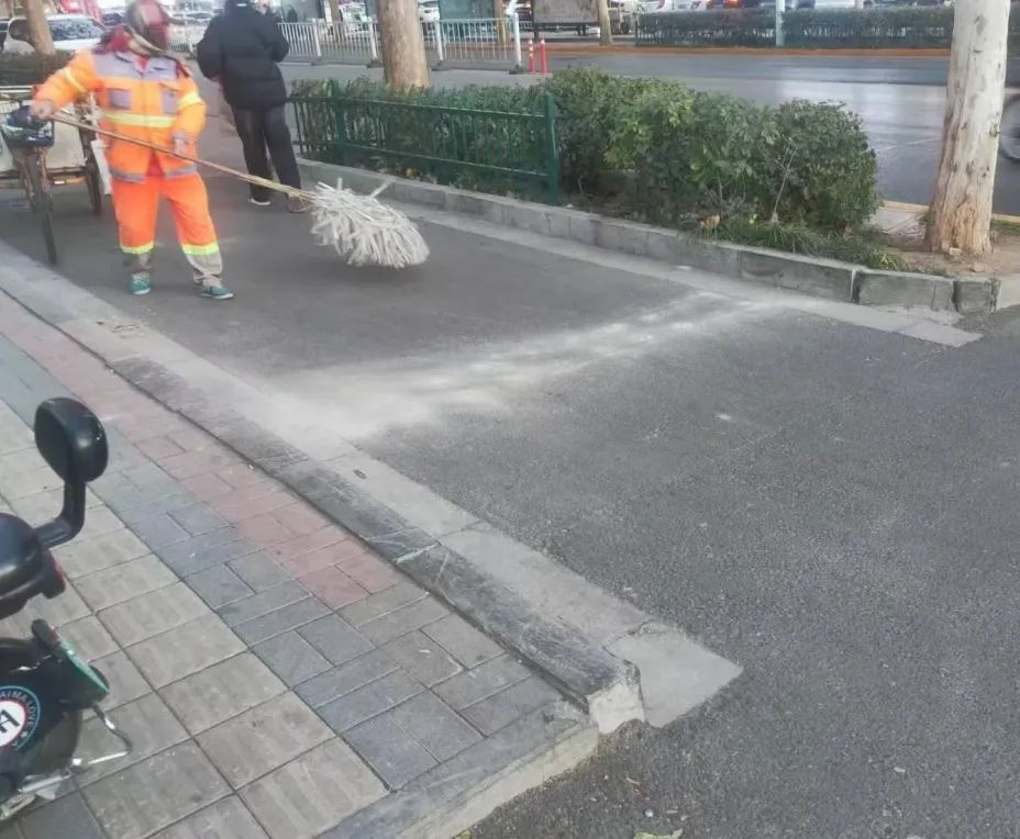停车乱象频发！交管部门重拳出击，这些停车场整改后你还敢停吗？  第4张
