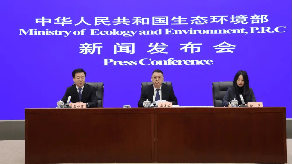 李天威首次以大气司司长亮相发布会，蓝天保卫战将有何新突破？