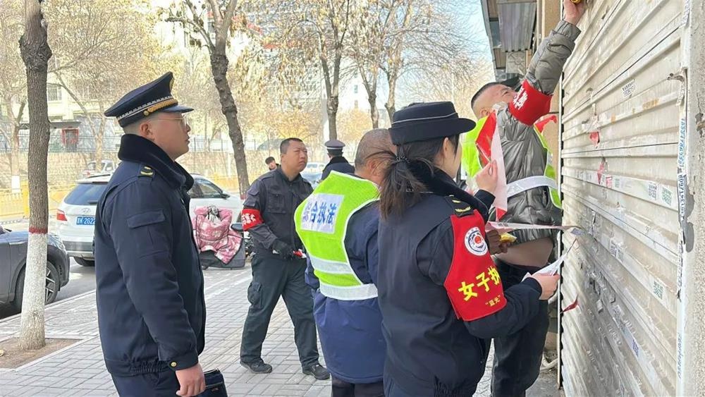 城管执法体验日：商户志愿者如何零距离感受城市管理的艰辛与重要？  第4张