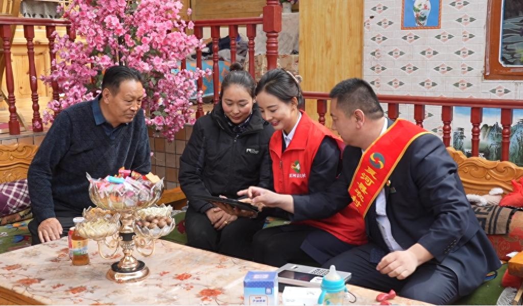 夏河县农村信用合作联社如何构建全方位反诈防护网？揭秘三大创新手段