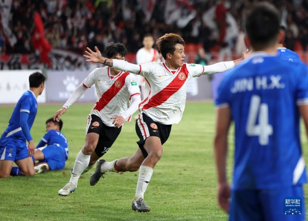 甘肃职业足球重返赛场，兰州陇原竞技能否再创辉煌？  第8张