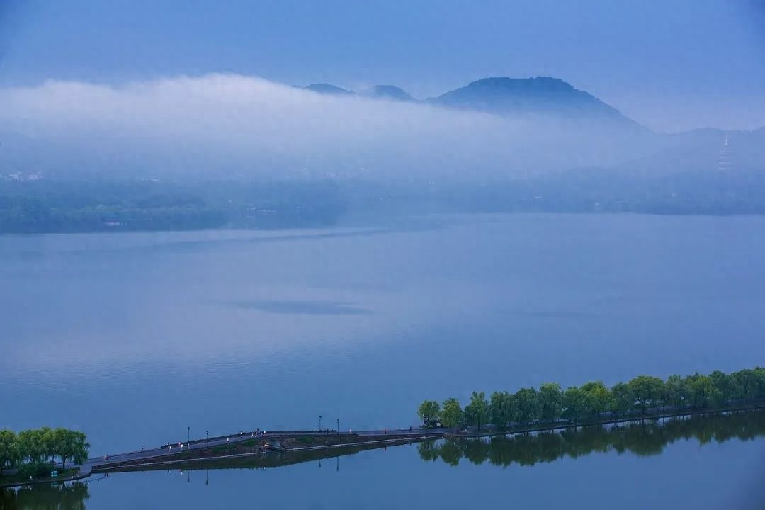 雨水暂歇阳光回归，但明天强对流天气再度来袭！你准备好了吗？