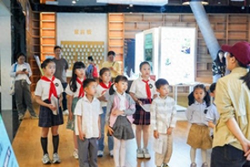 神话之鸟现身宁波！你知道这座城市的国宝级鸟明星是谁吗？