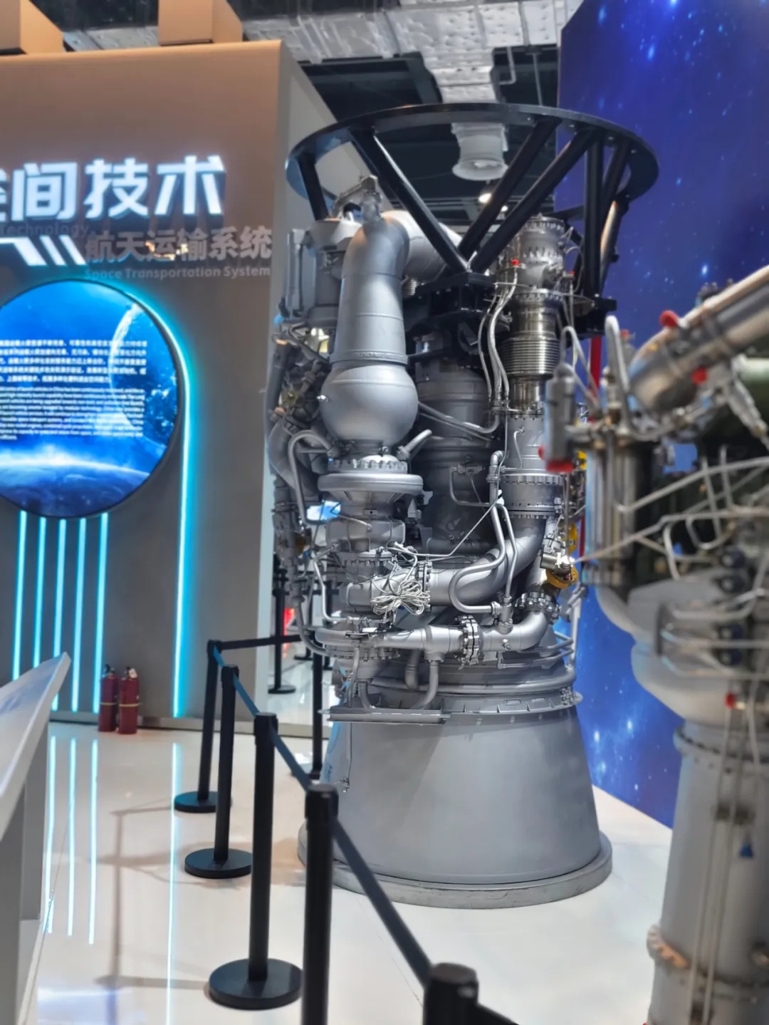 2025年中国航天日震撼来袭！嫦娥五号与六号月壤首次同框，你准备好探索月球奥秘了吗？  第4张