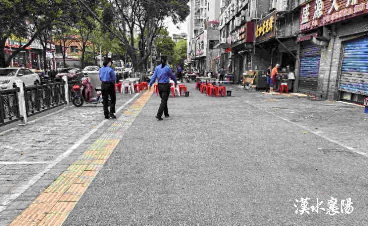 虎头山夜市焕然一新！统一深灰地垫让顾客体验大升级，你感受到了吗？