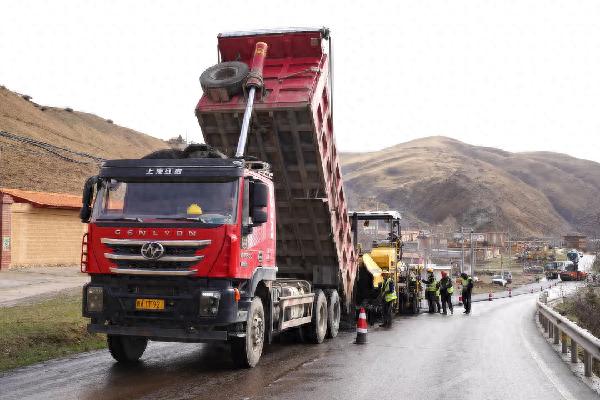阿坝公路大修进行时！2025年国道347线将焕然一新，你的出行更安全了吗？