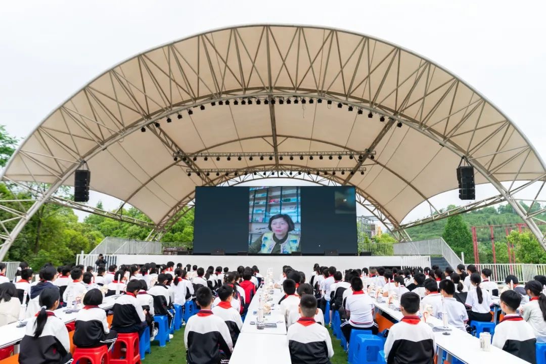 中国航天日震撼来袭！100多名小学生如何共赴星辰大海的奇妙探索？  第5张