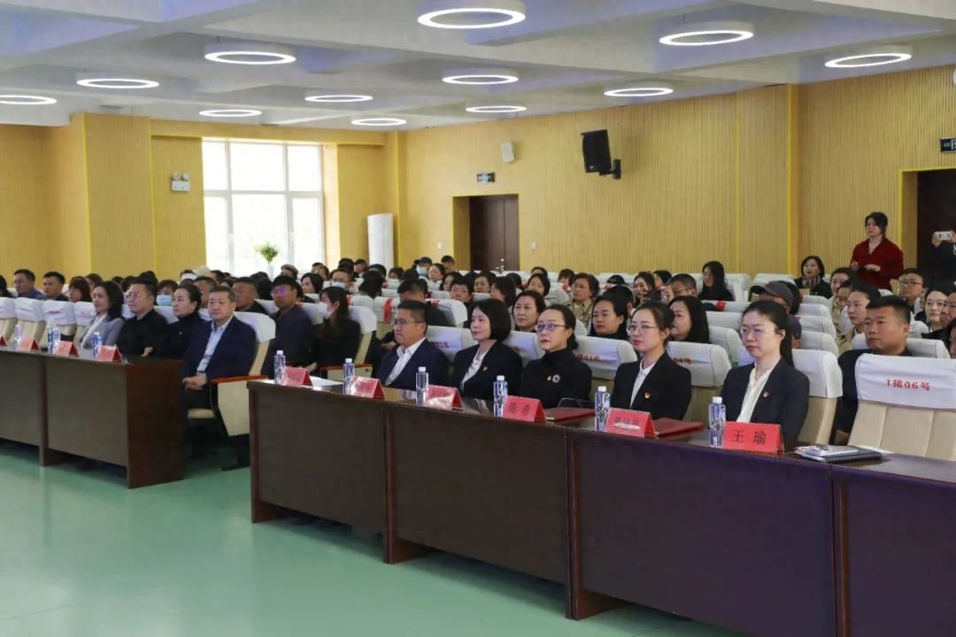 鞍钢总院与铁东教育局联手！青少年心理健康危机如何破解？