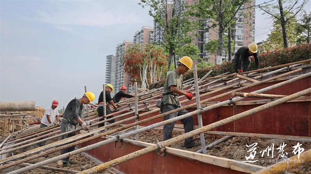 道县龙舟赛观赛场地即将完工，你准备好感受非遗文化的震撼了吗？  第2张