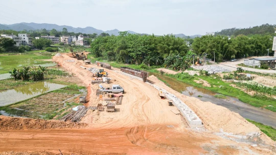 怀乡公路改造二期工程进展如何？0.78千米西段与0.75千米东段同步施工中  第3张