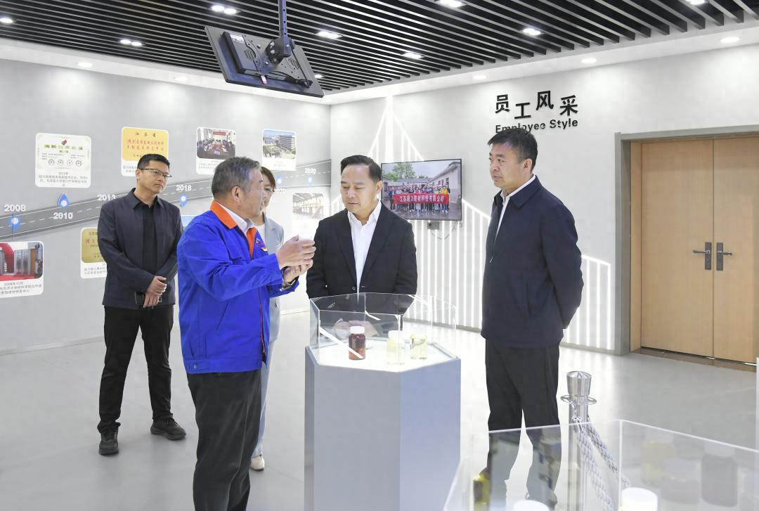 区委书记亲自走访企业，现场解决难题！这些企业将迎来怎样的发展机遇？