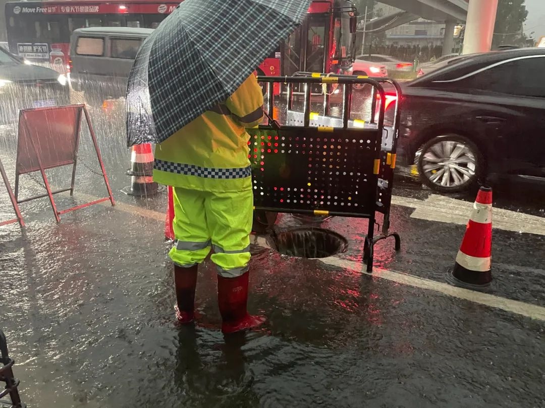 广州暴雨来袭！你的下班路被淹了吗？  第6张
