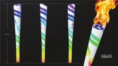 武汉十二运会会徽竟暗藏这些玄机！长江、汽车赛道与数字12如何巧妙融合？  第3张