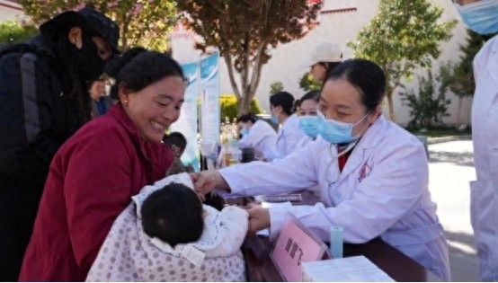 朗县儿童健康福音！惠州儿科专家义诊现场火爆，你家孩子来了吗？