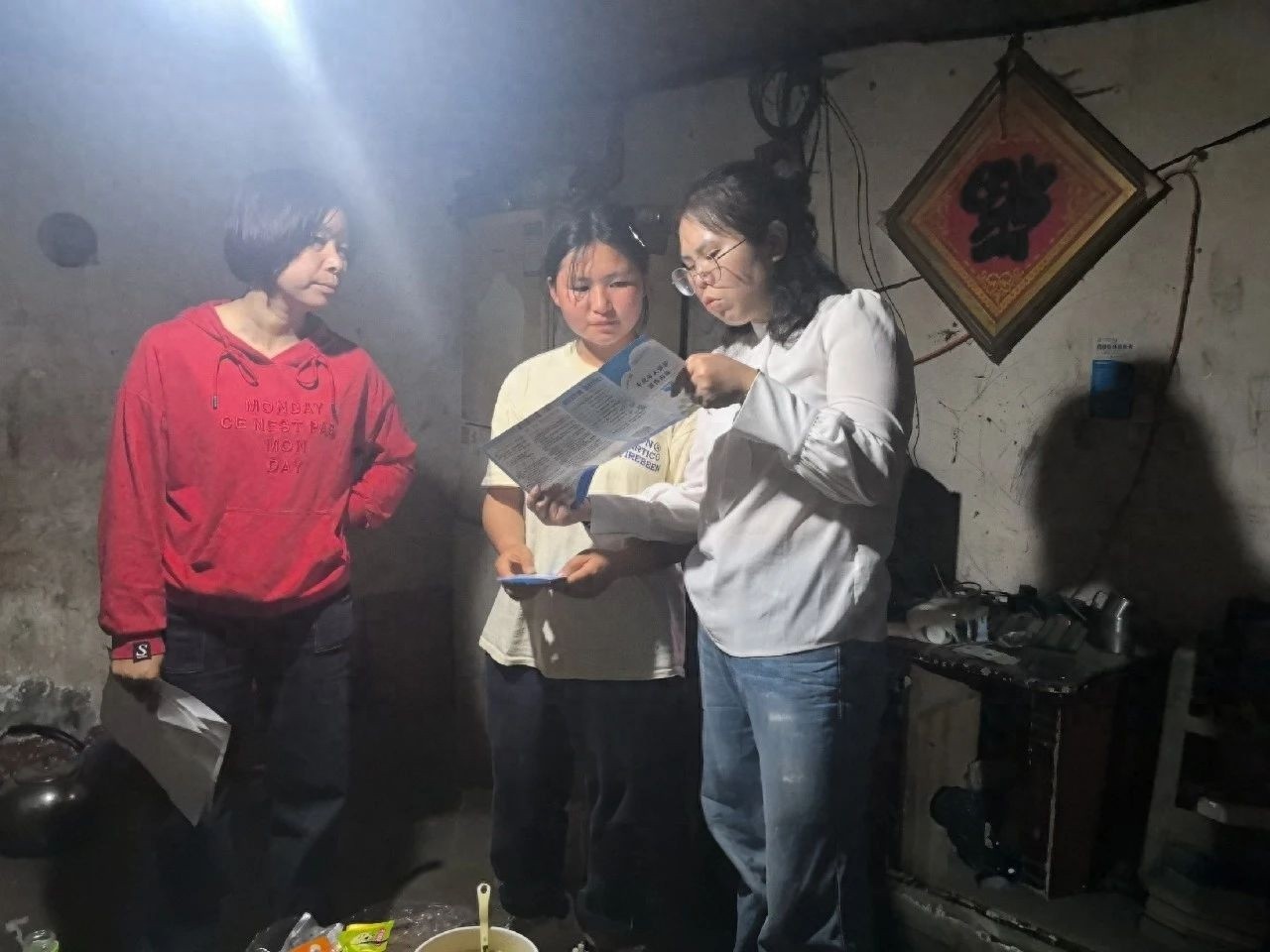 炎炎夏日，孩子安全谁来守护？温泉镇这场活动让家长和孩子都安心