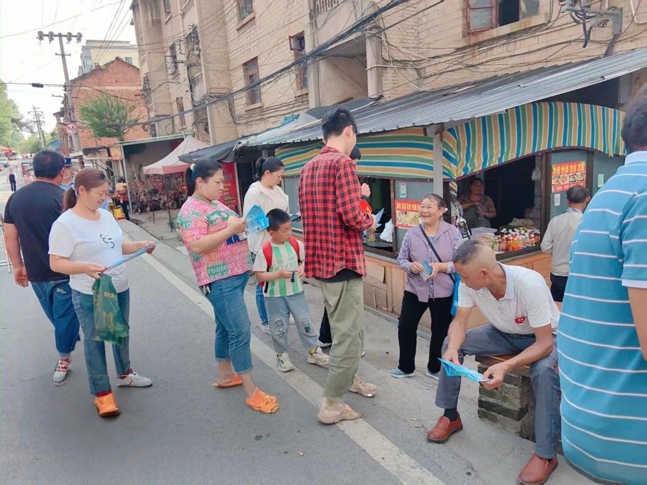 炎炎夏日，孩子安全谁来守护？温泉镇这场活动让家长和孩子都安心  第3张