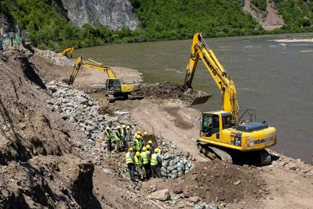 G331沿边开放旅游大通道白山段水毁重建工程全面开工！7月中旬能完工？
