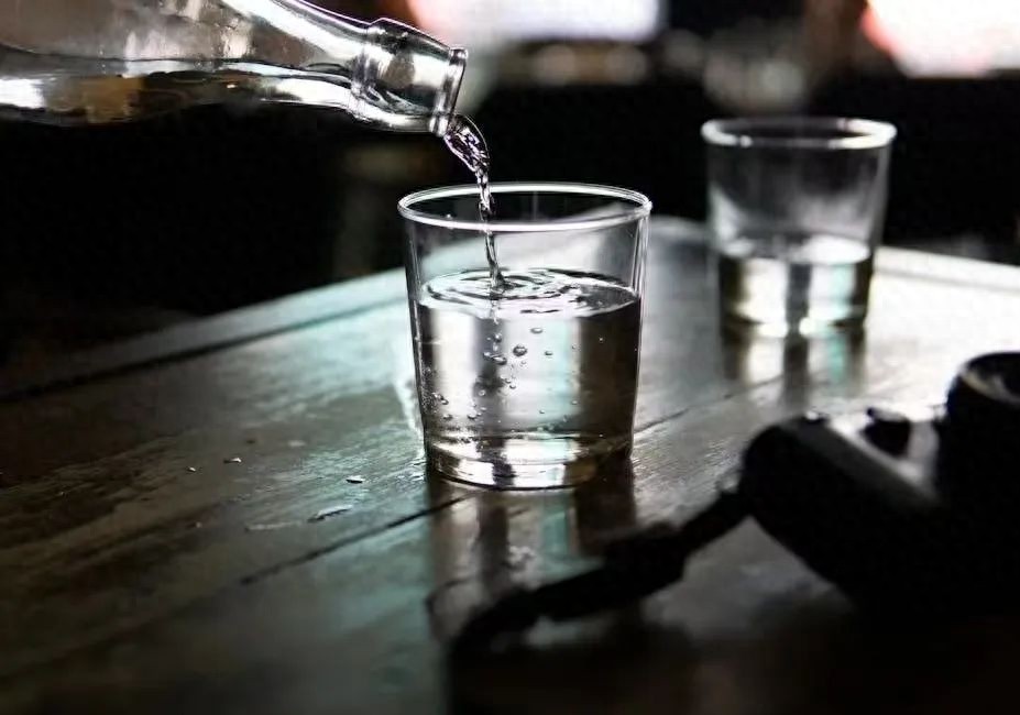 成本不足百元假酒竟披上名酒外衣？呼和浩特这起案件触目惊心  第1张