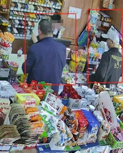 便利店香烟被盗，嫌疑人竟用这招上演双簧戏？
